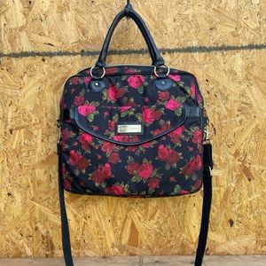 Betsy Johnson Rose Print Laptop Bag